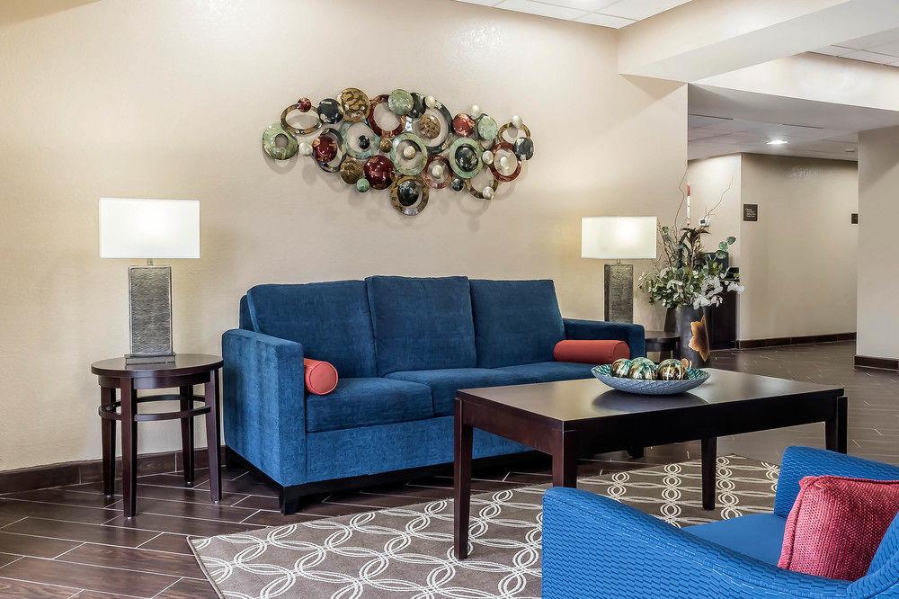 Comfort Suites Tallahassee Capitol - University Area Bagian luar foto