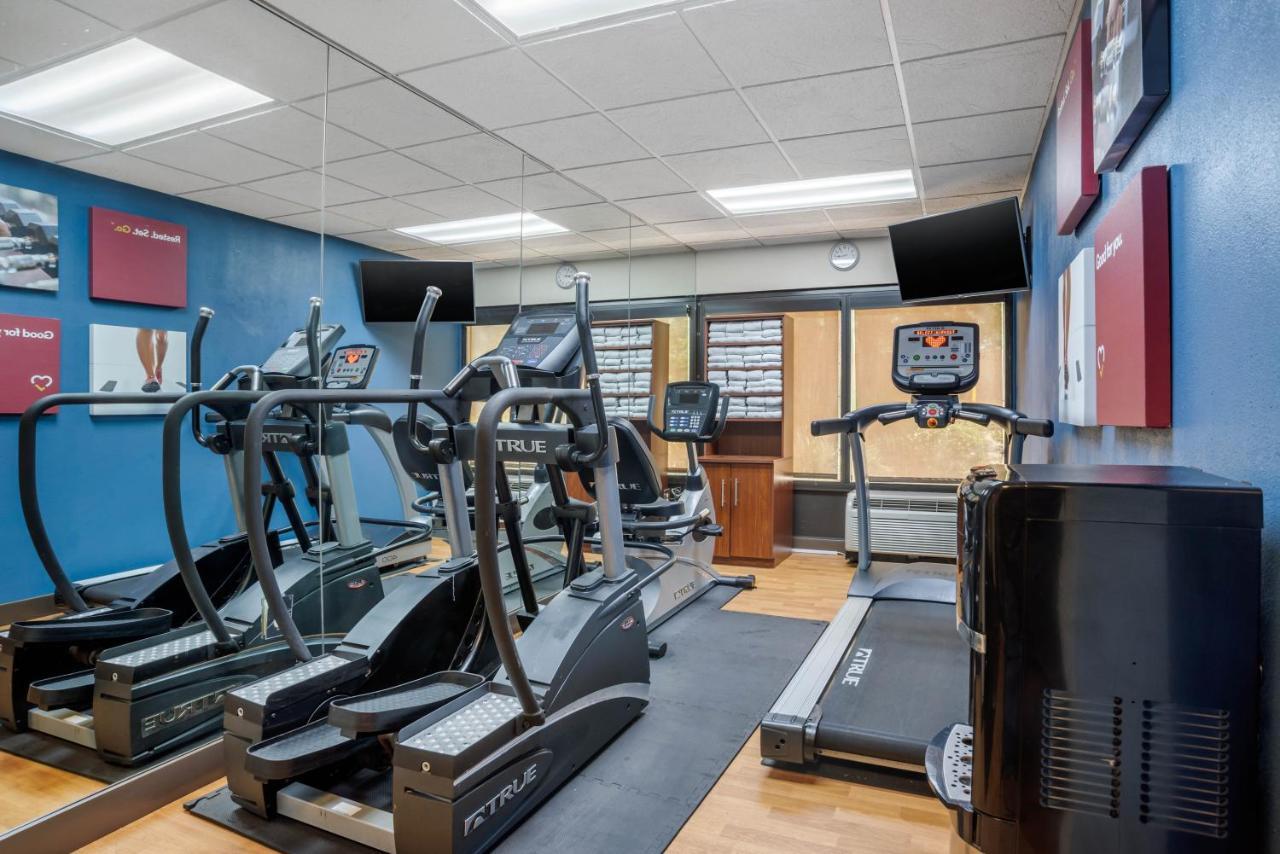 Comfort Suites Tallahassee Capitol - University Area Bagian luar foto