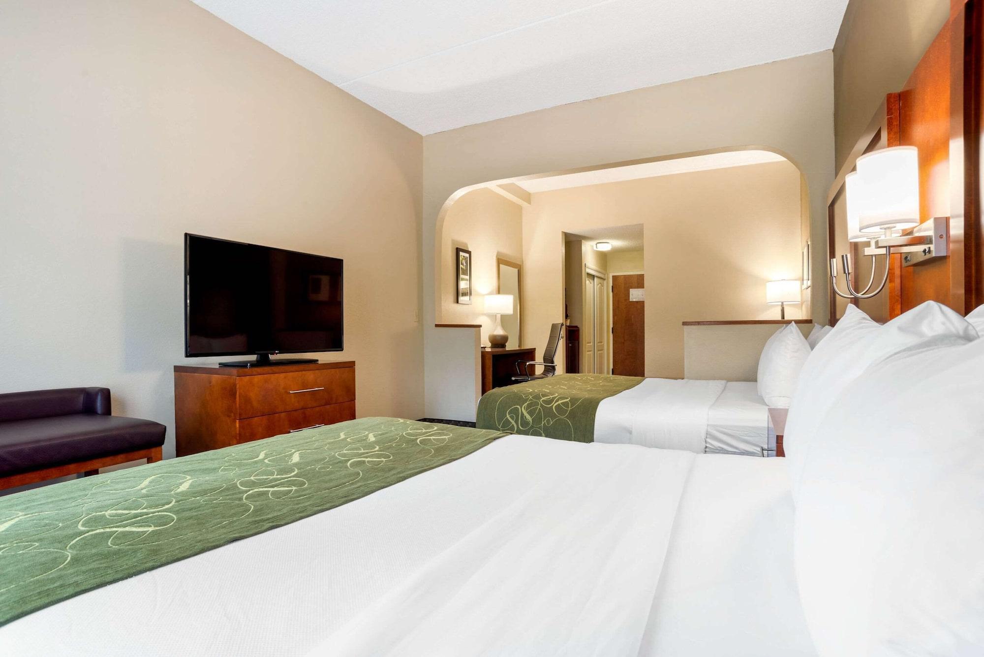 Comfort Suites Tallahassee Capitol - University Area Bagian luar foto