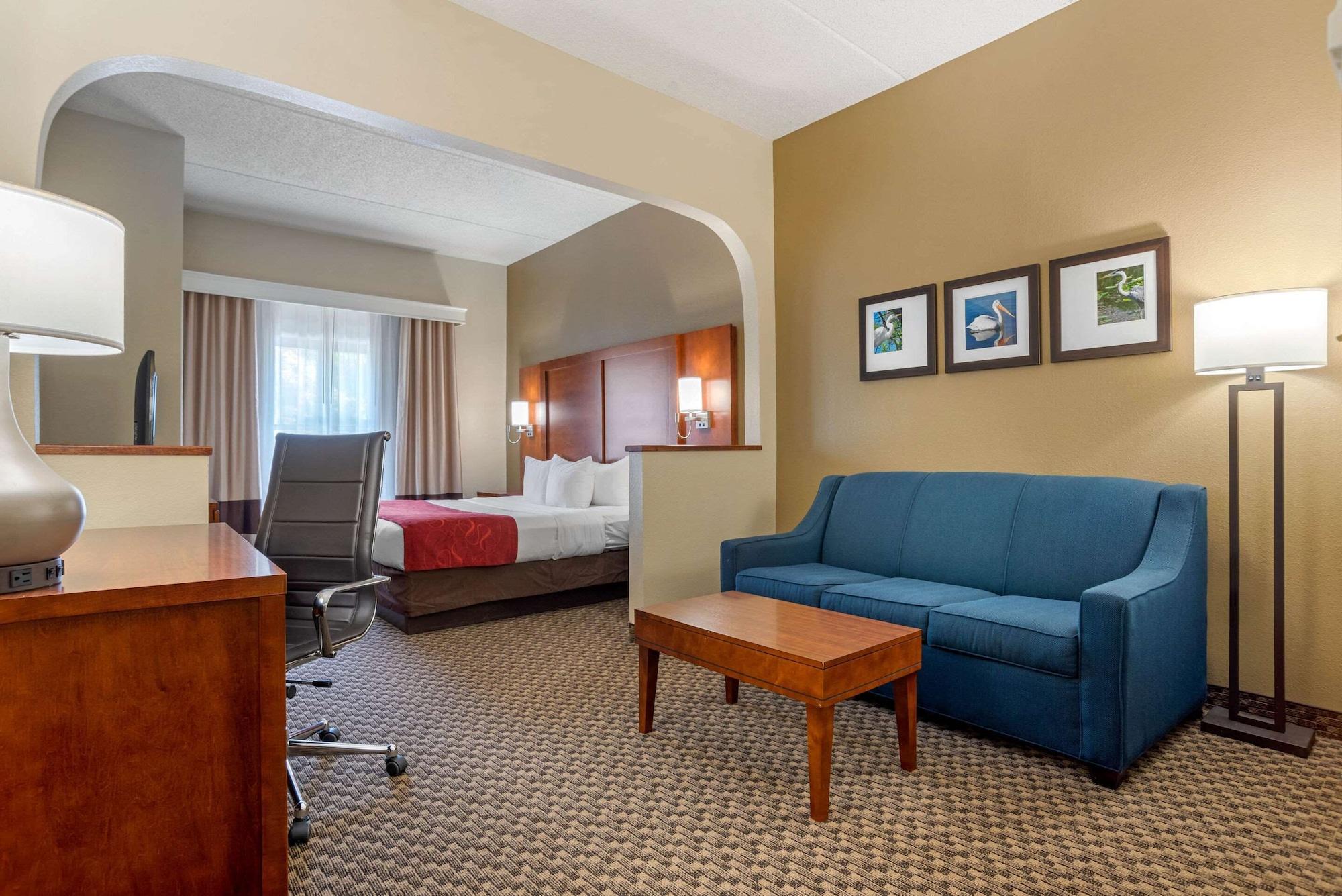 Comfort Suites Tallahassee Capitol - University Area Bagian luar foto