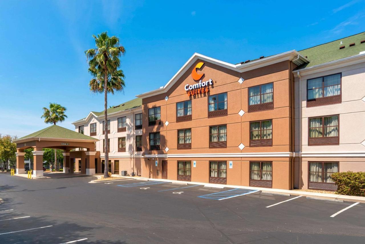 Comfort Suites Tallahassee Capitol - University Area Bagian luar foto