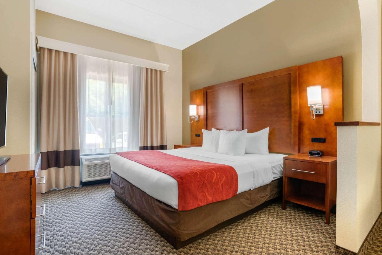 Comfort Suites Tallahassee Capitol - University Area Bagian luar foto