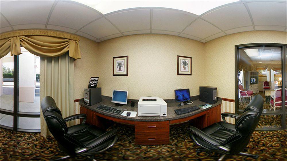 Comfort Suites Tallahassee Capitol - University Area Bagian luar foto